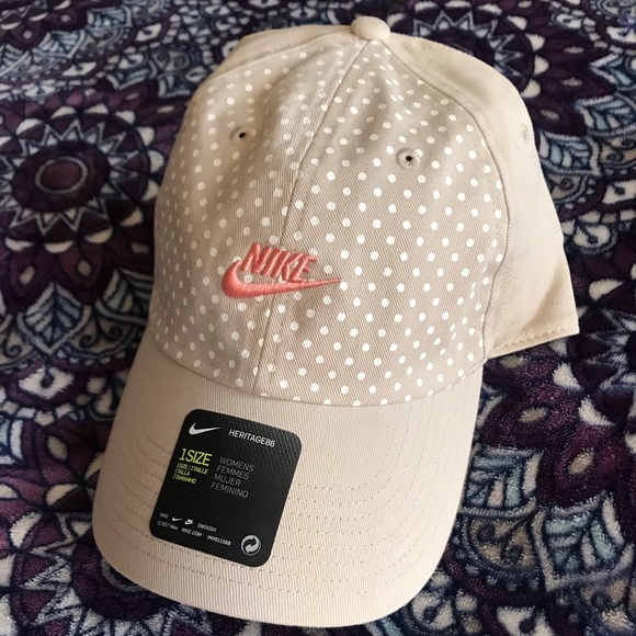 nike polka dot hat